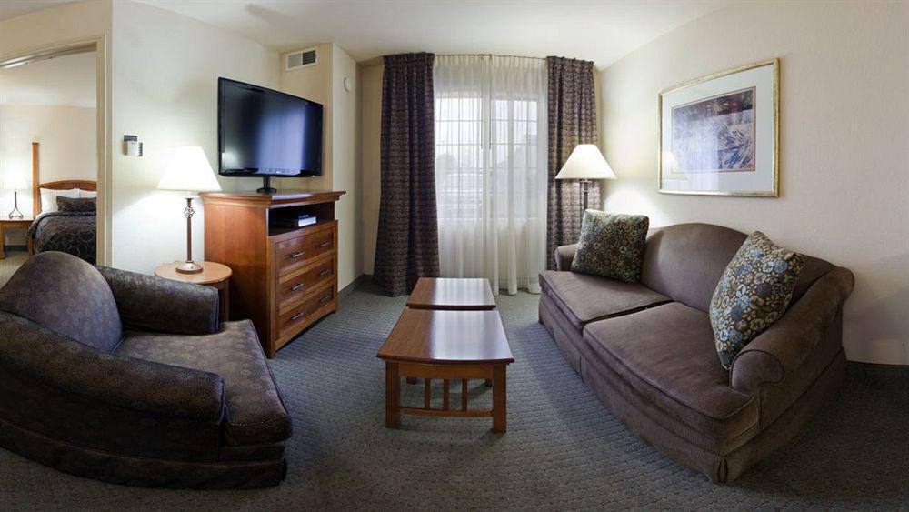 Homewood Suites By Hilton Portland Airport Екстериор снимка